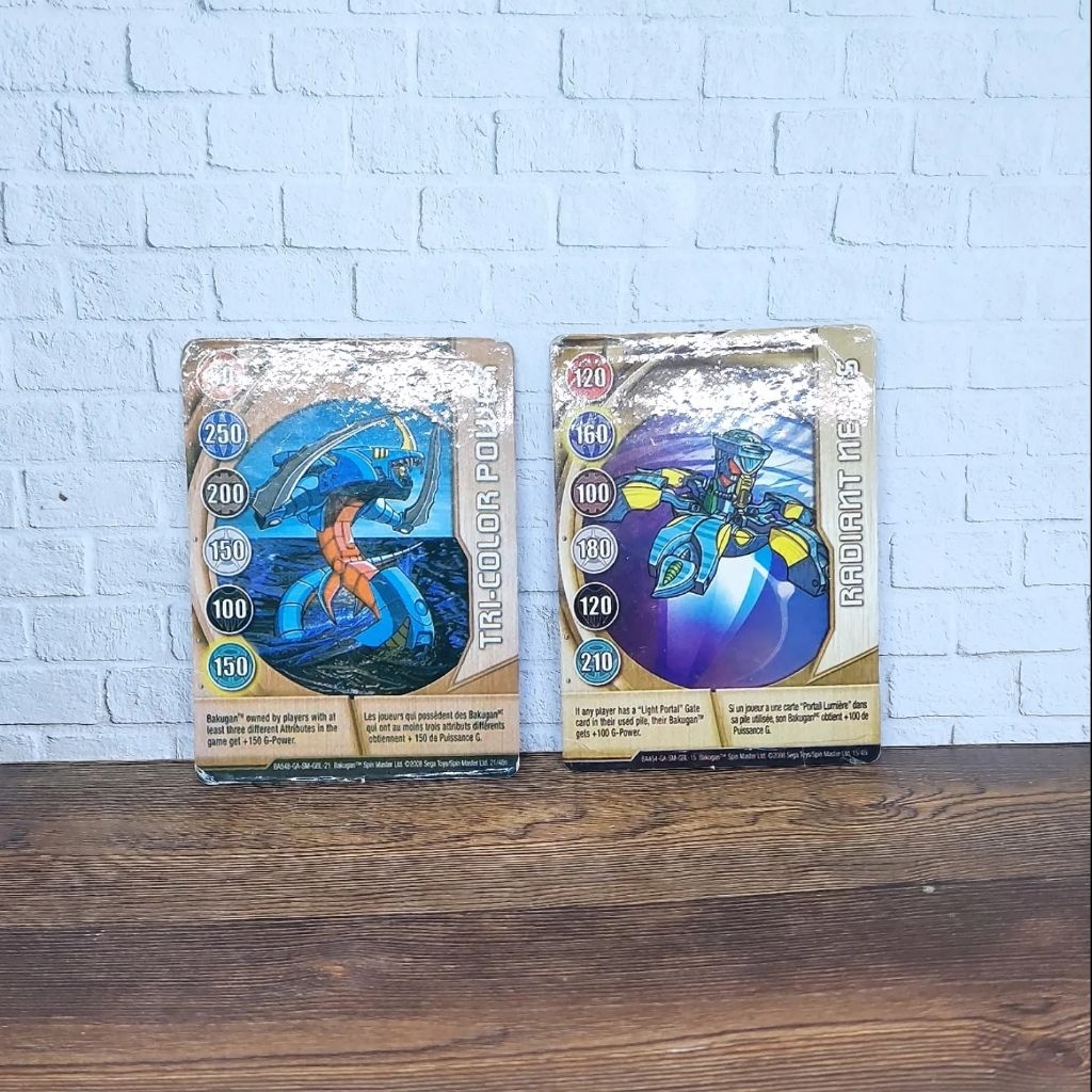 Preloved kartu bakugan set 2pcs
