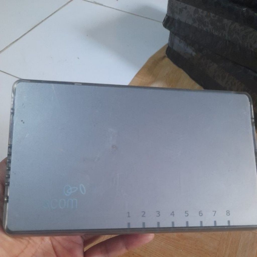 SWITCH 3COM 3CFSU08 + ADAPTOR