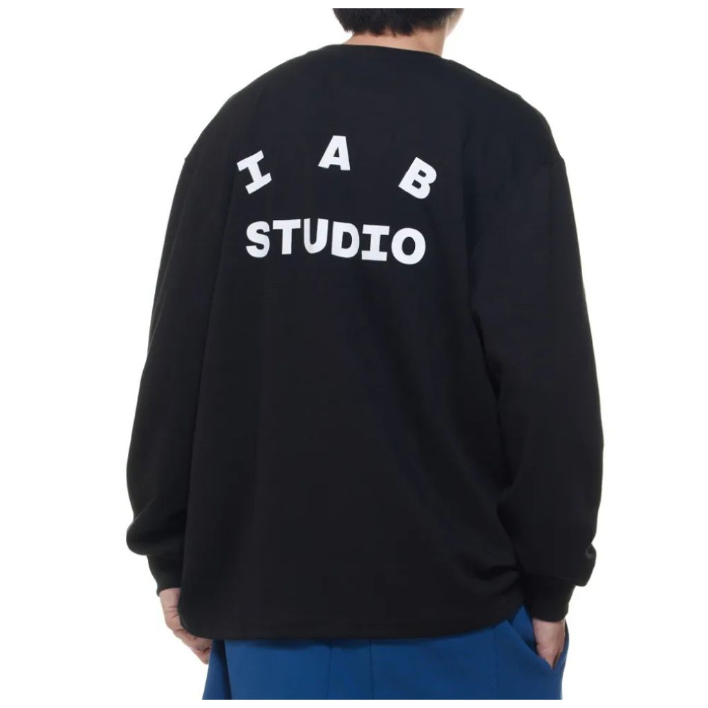 Crewneck sweater iab studio second