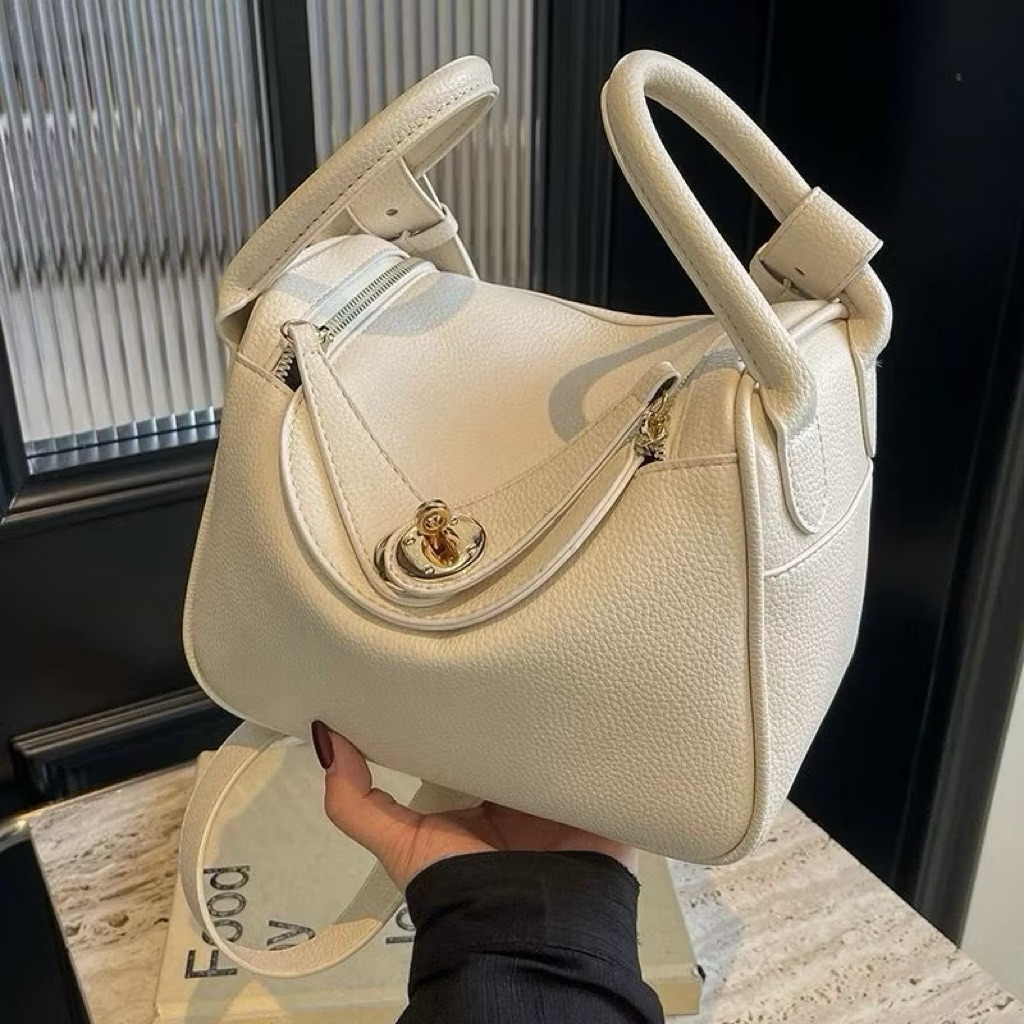 Tas Lindoy Preloved