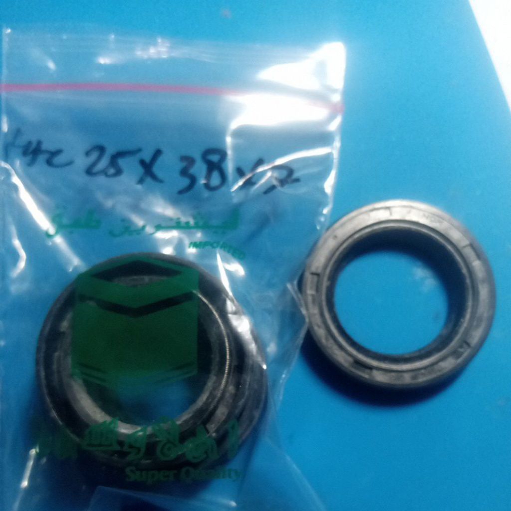 seal 25x38x7 NOK japan