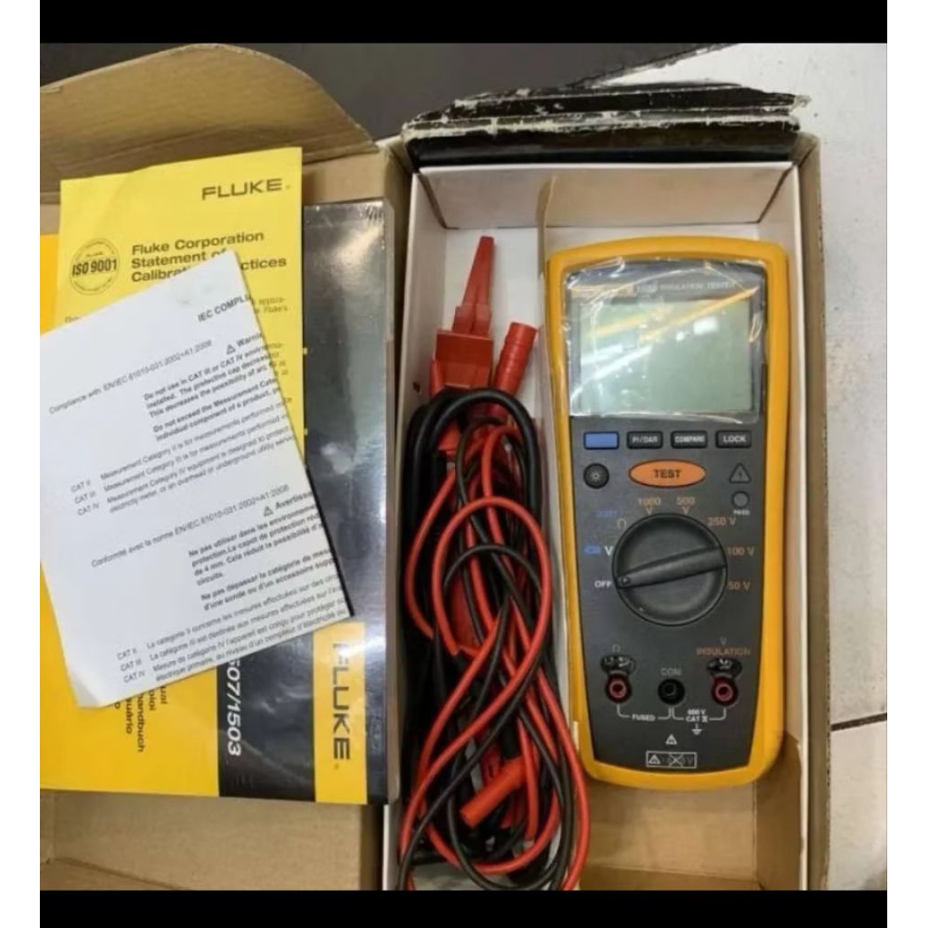 Fluke 1507 insulation tester