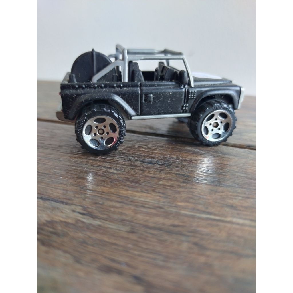 Matchbox Land Rover SVX 1:56 (2003) MB626 – Original Mattel