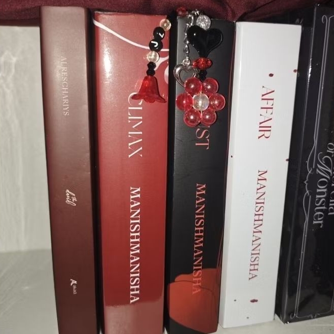 Preloved Novel HC [ Climax, Lust, Affair, The devil ]