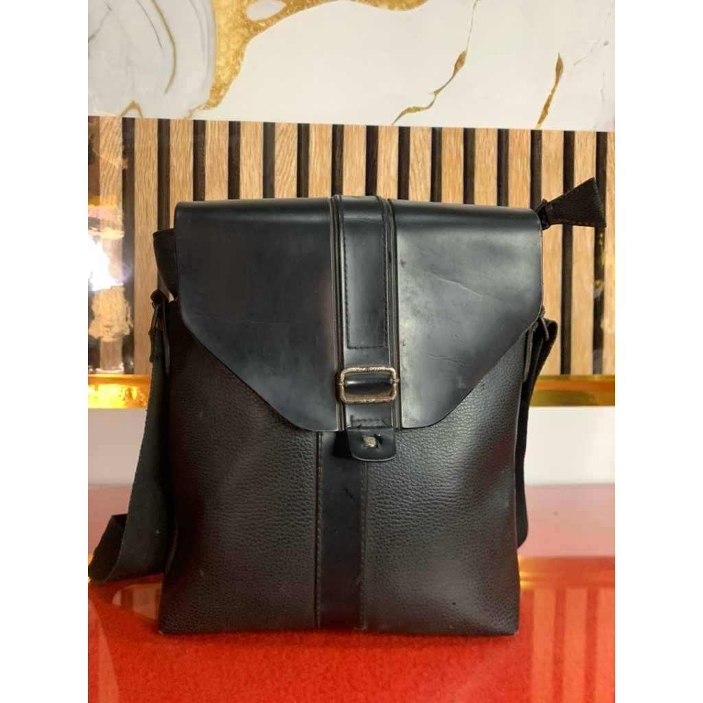 [preloved] tas cowok totebag selempang cewek wanita murah kulit besar kekinian korean tali kondangan