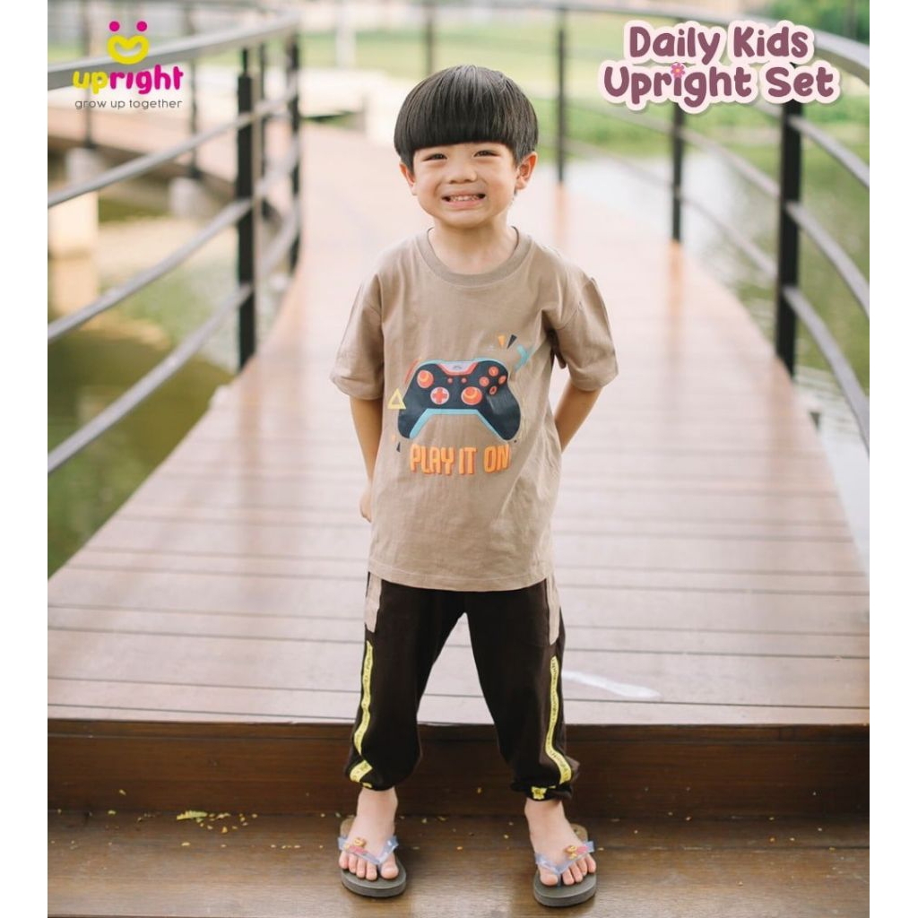 Daily Kids Upright Set / Setelan Anak Upright Kids Apparel