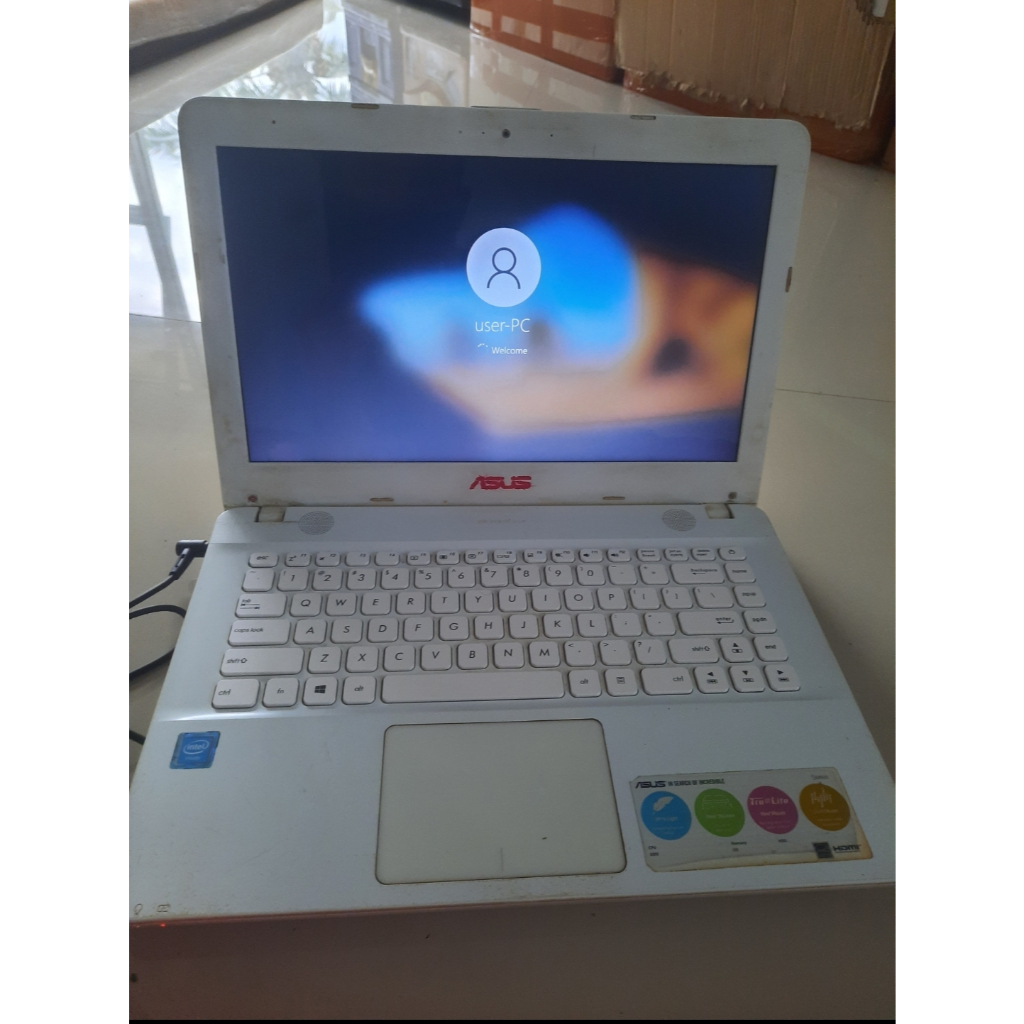 Asus x441 bekas minus