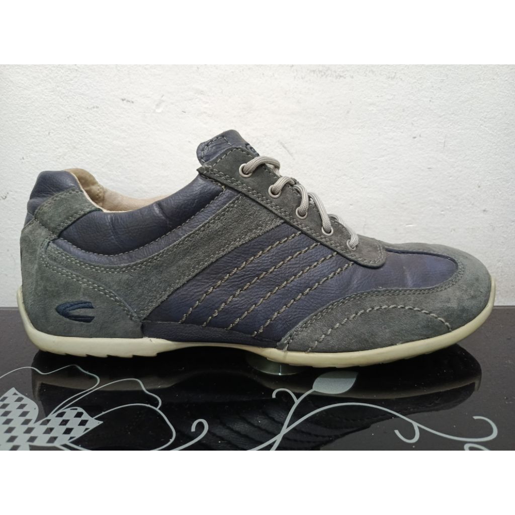 Sepatu Second Ori - Camel Size 9,5 (44)