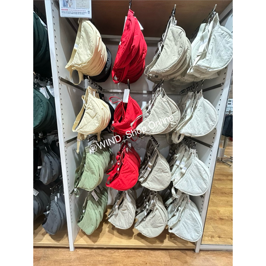 Tas bahu mini UNIQLO