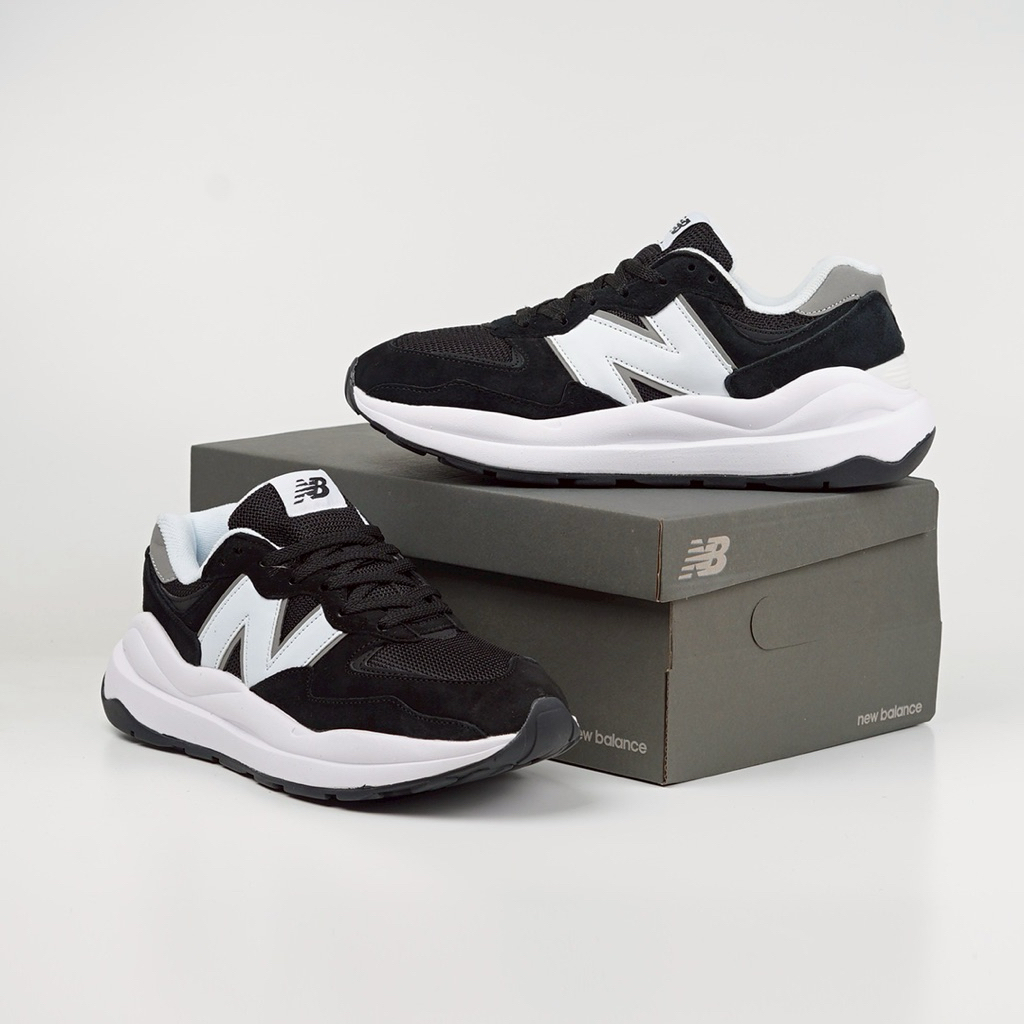 ( BDGSNKRS ) Sepatu New Balance 5740 Black White