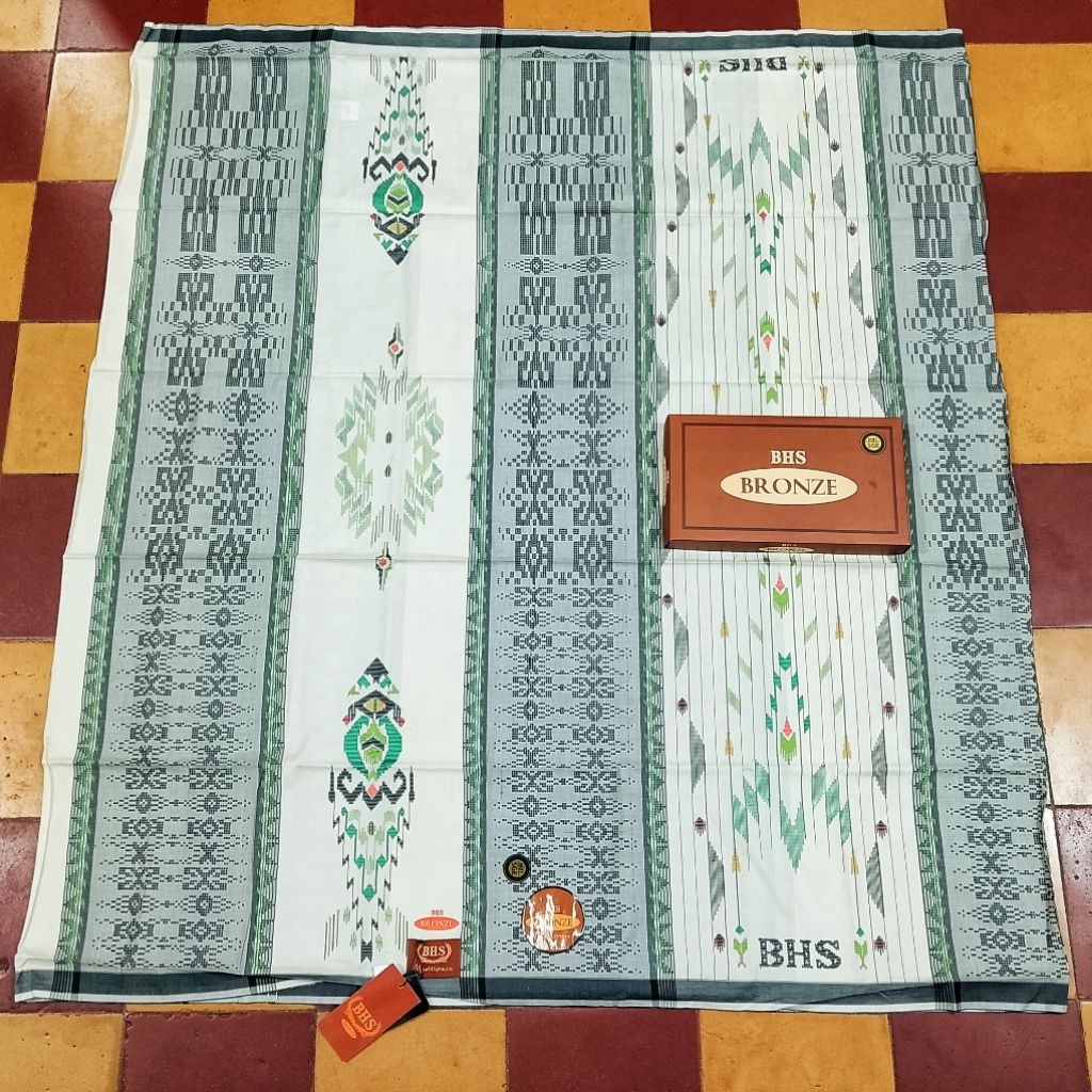 sarung bhs masterpis silver gold bronze tenun tangan