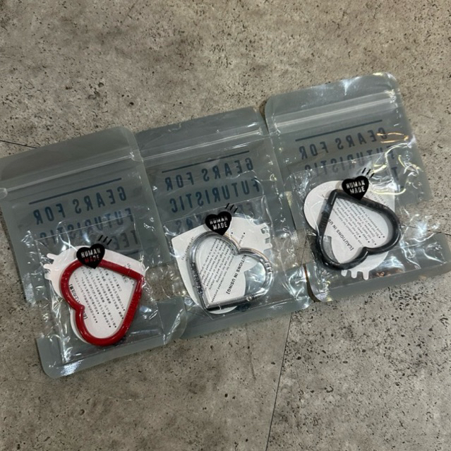 HUMAN MADE Carabiner Keychain Besi love