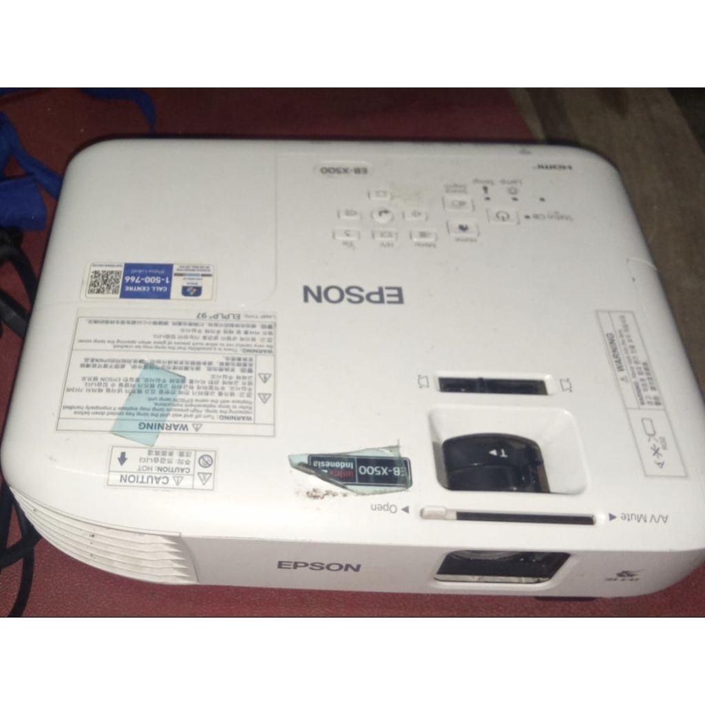 proyektor epson eb-x500