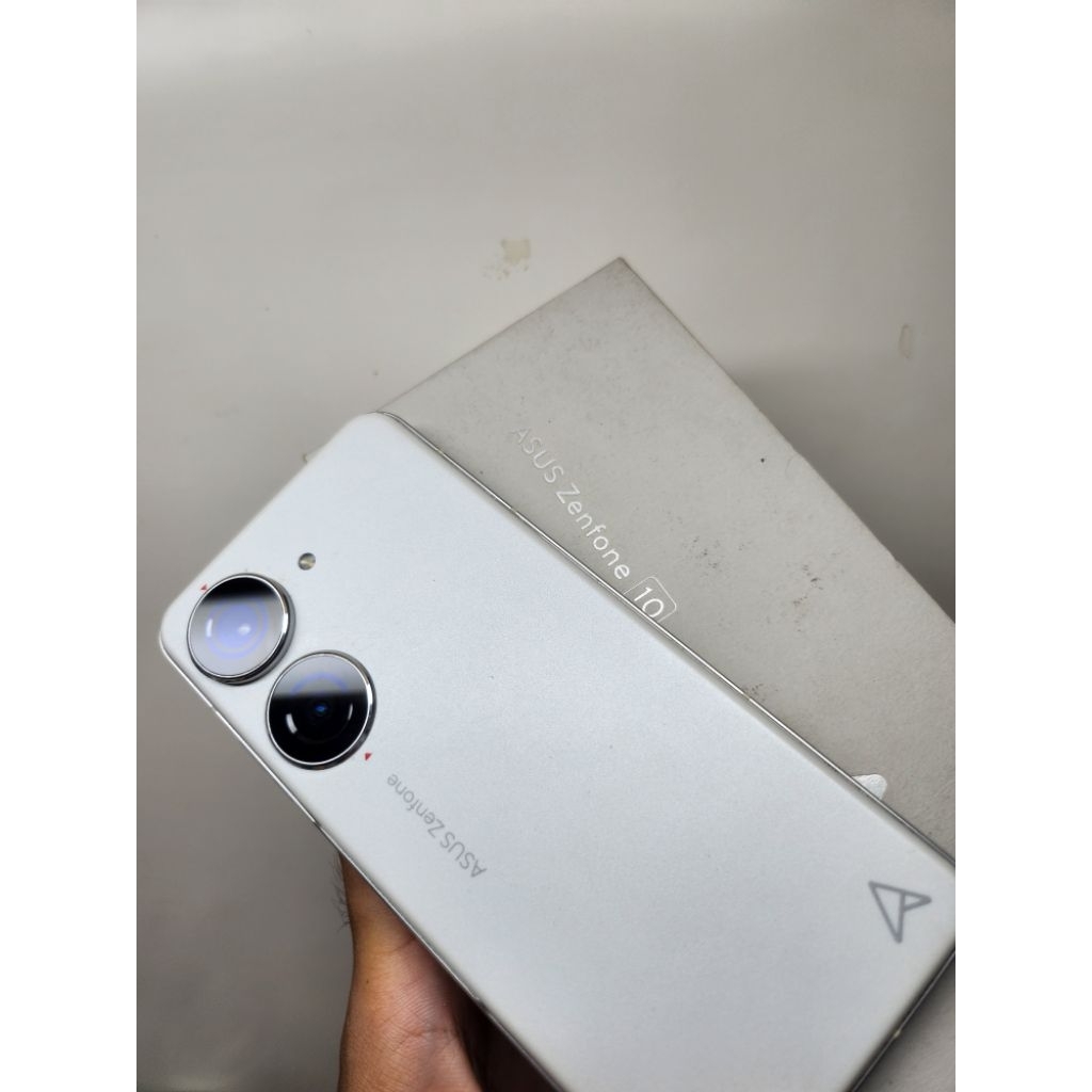 asus zenfone10 8/128 second resmi