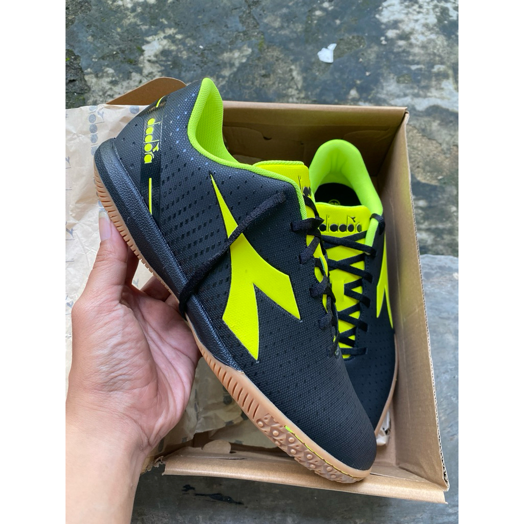 Sepatu Futsal Diadora Original
