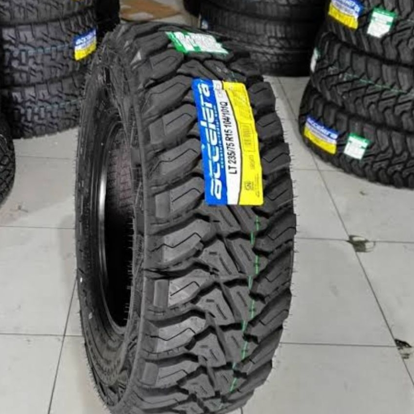 BAN MOBIL OFFROAD MERK ACCELERA 235 75 RING 15 MT01