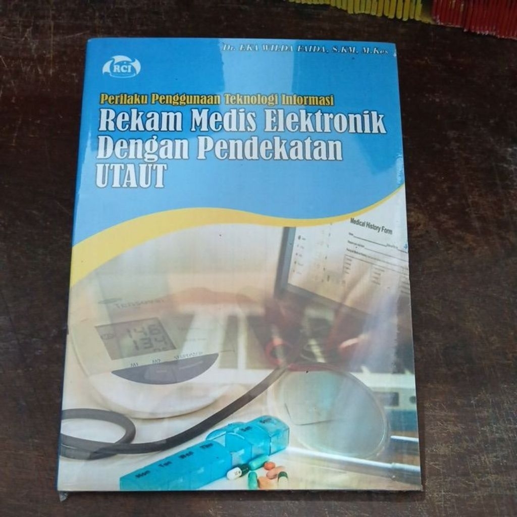 Rekam Medis Elektronik Dengan Pendekatan UTAUT