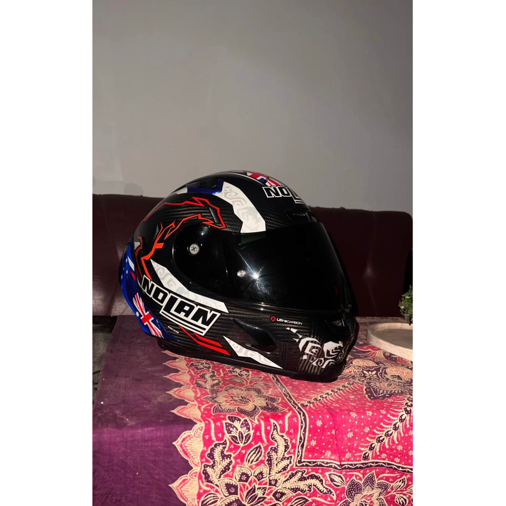 Helm Full Face Nolan X-803 RS Ultra Carbon Casey Stoner World Champion 10th
