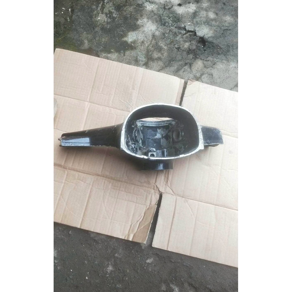 Batok atas Vespa Excel