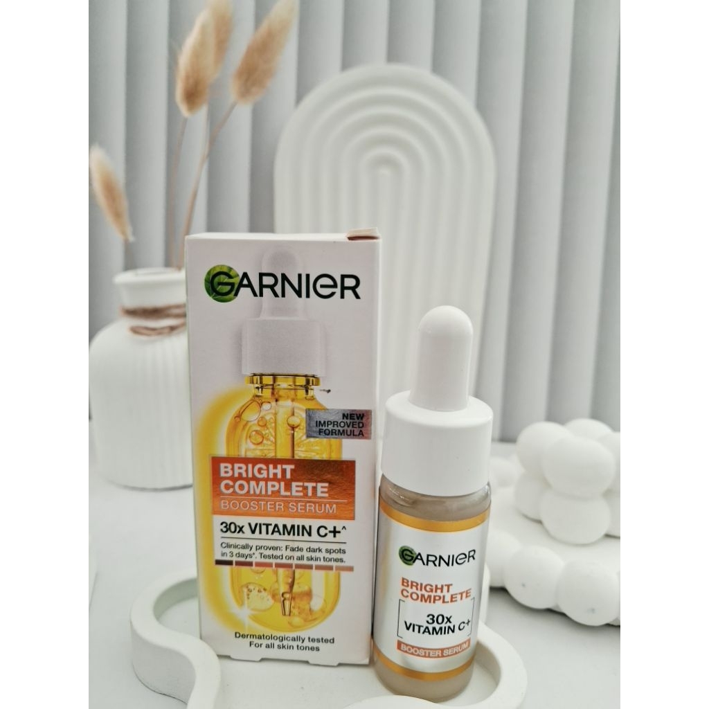 Garnier Bright Complete Vitamin C 30 ml - Mencerahkan Noda Hitam, Menyamarkan Bekas Jerawat, Kulit C