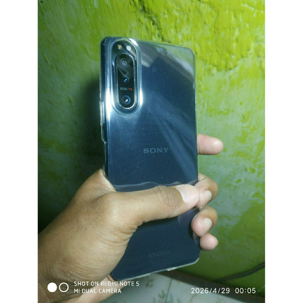 Xperia 5 II