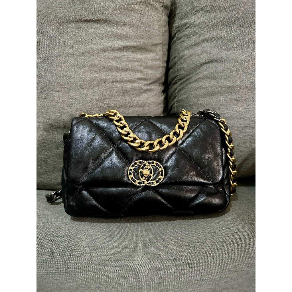 Tas pesta wanita kulit asli