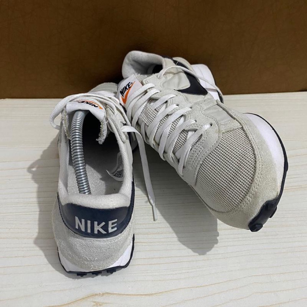 Sepatu second - PRELOVED Nike Challenger OG Light Bone Size US 8.5 / 42