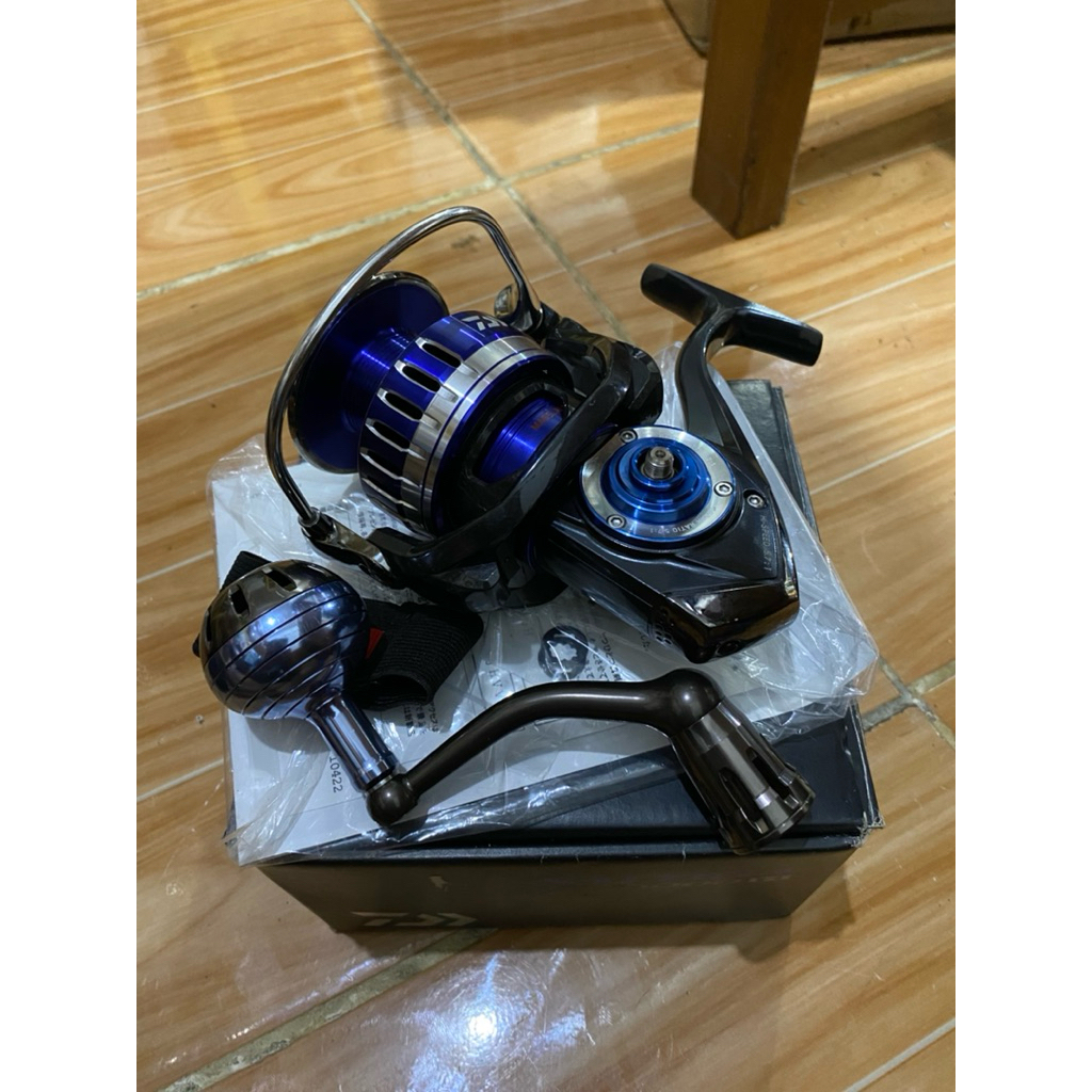 reel daiwa saltiga 5000 H