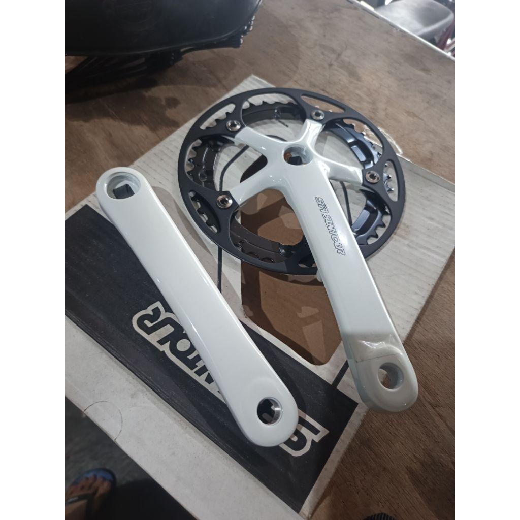 CRANK SINGLE GEAR 42T CRANK SUNTOUR ALLOY