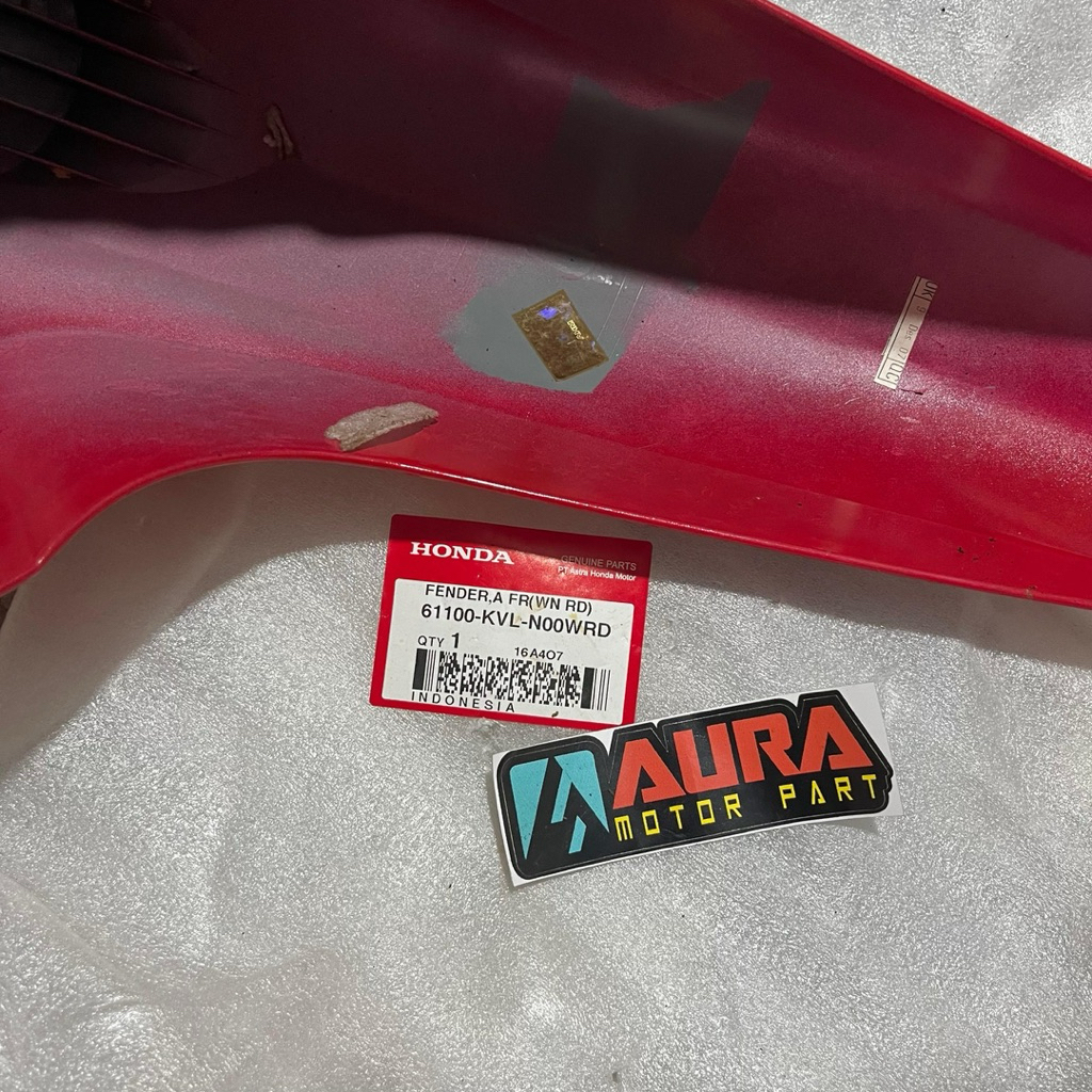 Spakbor depan Honda SUPRA X 125 NEW BATMAN Merah Original baru AHM 61100-KVL-N00WRD