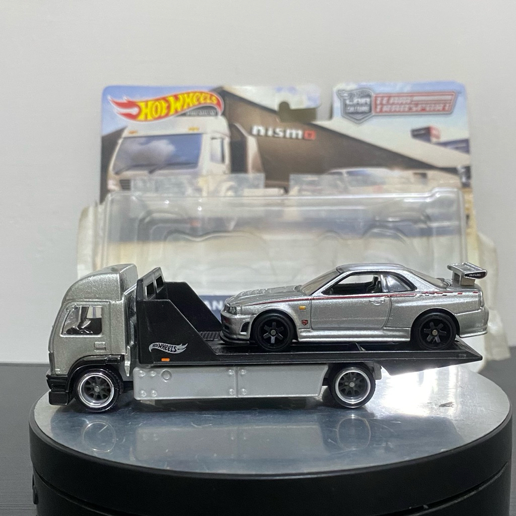 Hotwheels Team Transport Nissan Skyline GT-R BNR34 R34 Aero Lift Loose