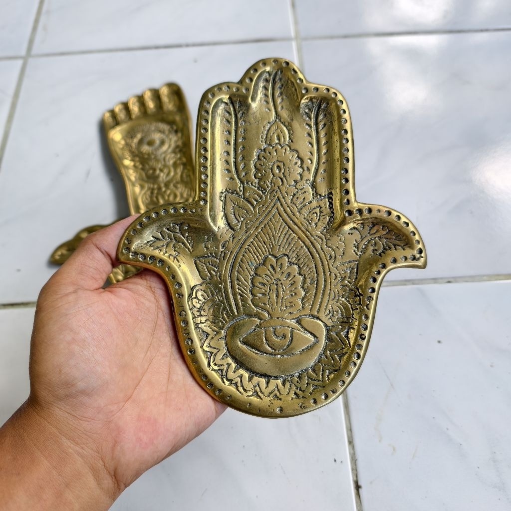 Brass Hamsa Hand Decorative Tray, Piring Kuningan Tangan Hamsa