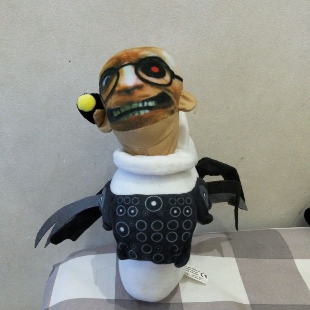 boneka skibidi toilet scientist toilet
