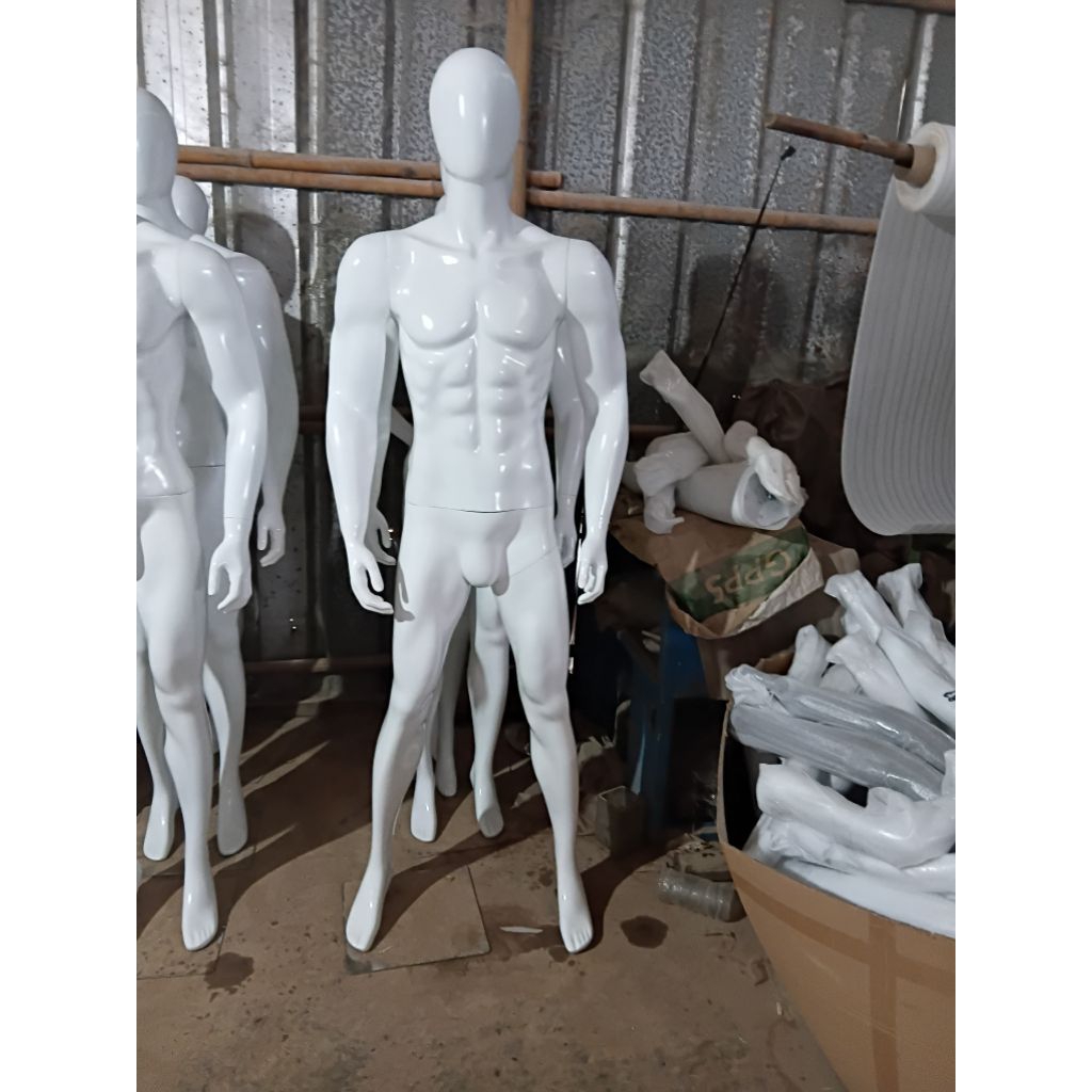 manekin full body pria sport alien putih glossy premium