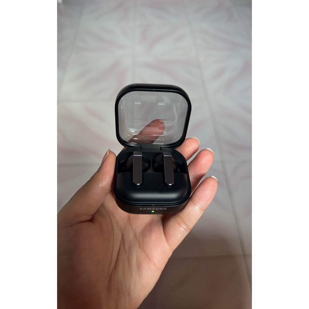 PRELOVED LIKENEW Samsung Galaxy Buds4 Pro