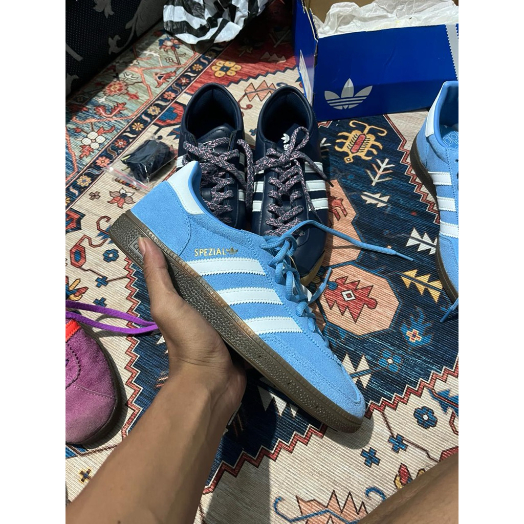 adidas ice blue 42