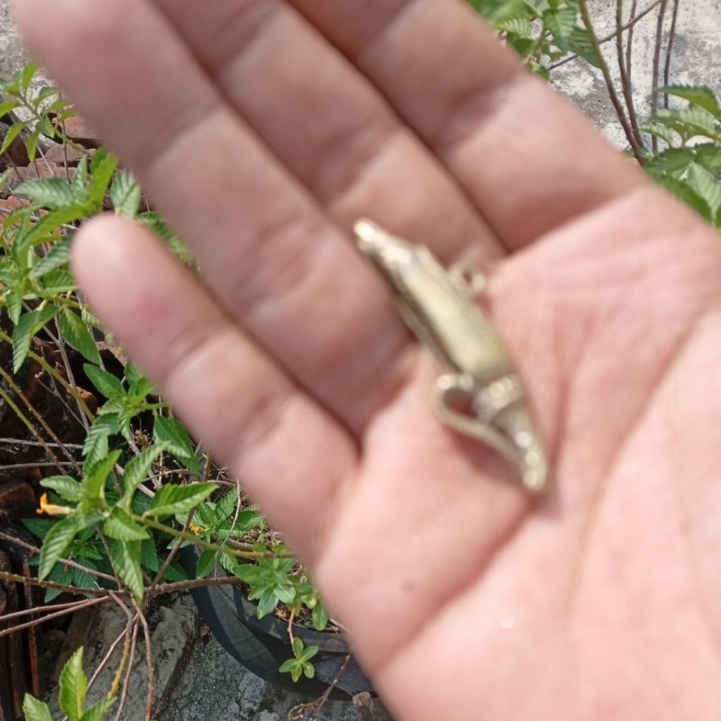 Liontin Kembang kantil kuno antik