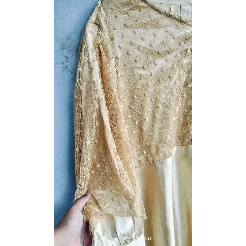preloved baju pesta warna kuning jumbo
