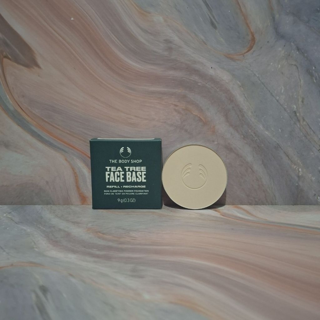 the body shop tea tree face base light 1N