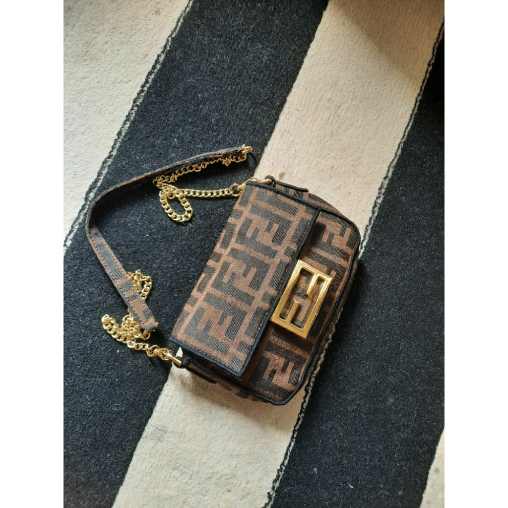 Tas fendi preloved sling bag mini f3ndi fendoi fendoy