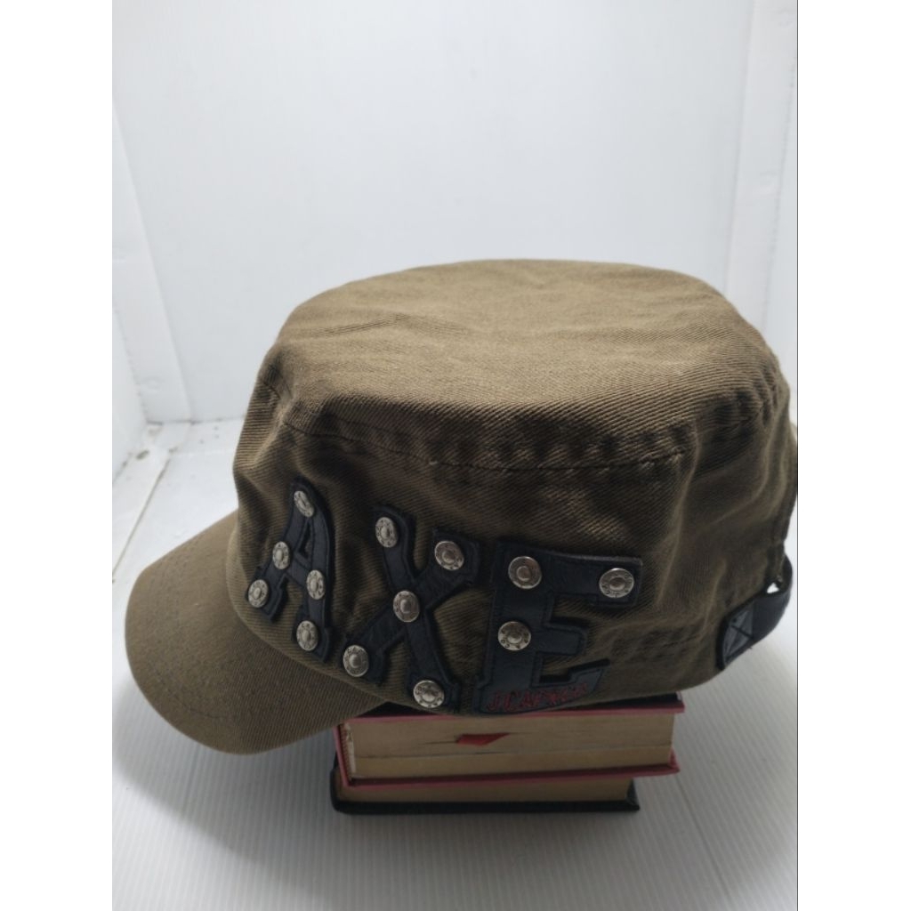 Topi warna hijau ARMY Ada emblem AXE J.cap & Co
