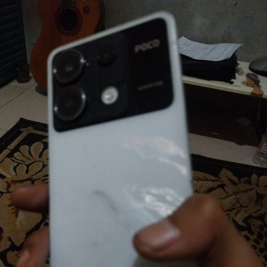 poco m3 matot
