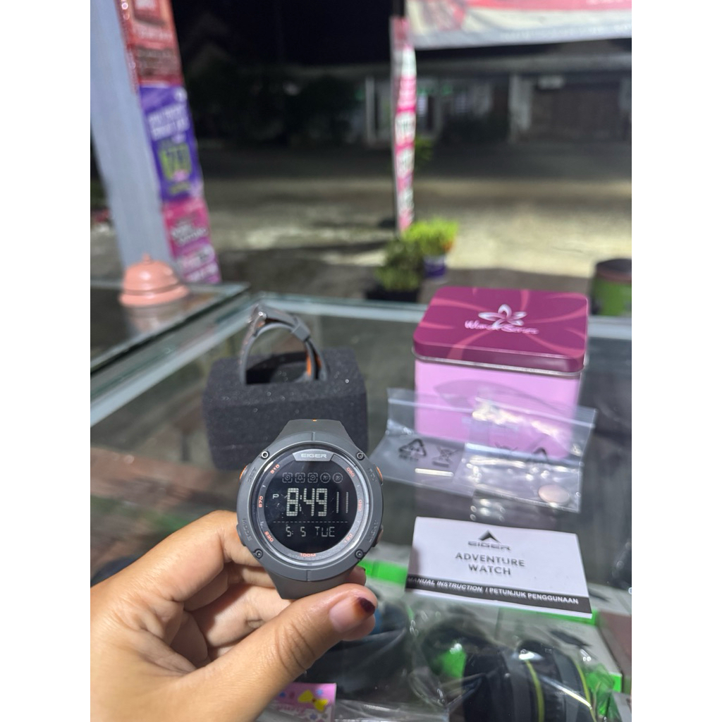 jam tangan eiger adventure second preloved