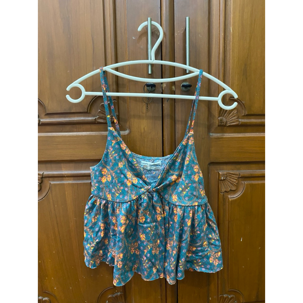 Tank top urban outfitters