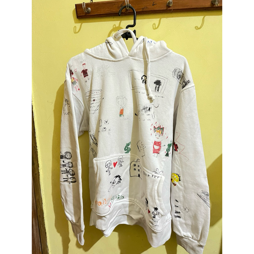 preloved hoodieku x awkarin oversize