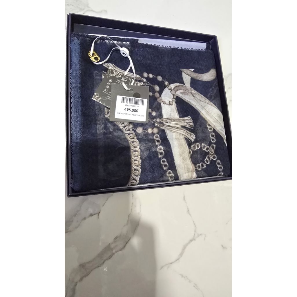 butonscarves signature chain azure