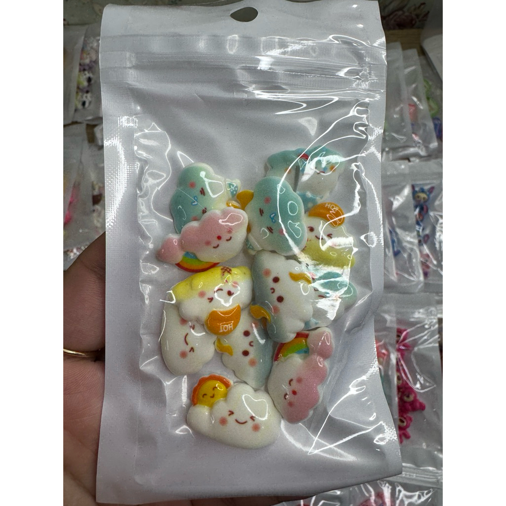 Manik Manik Mote Clay Karakter Awan Tanpa Lubang