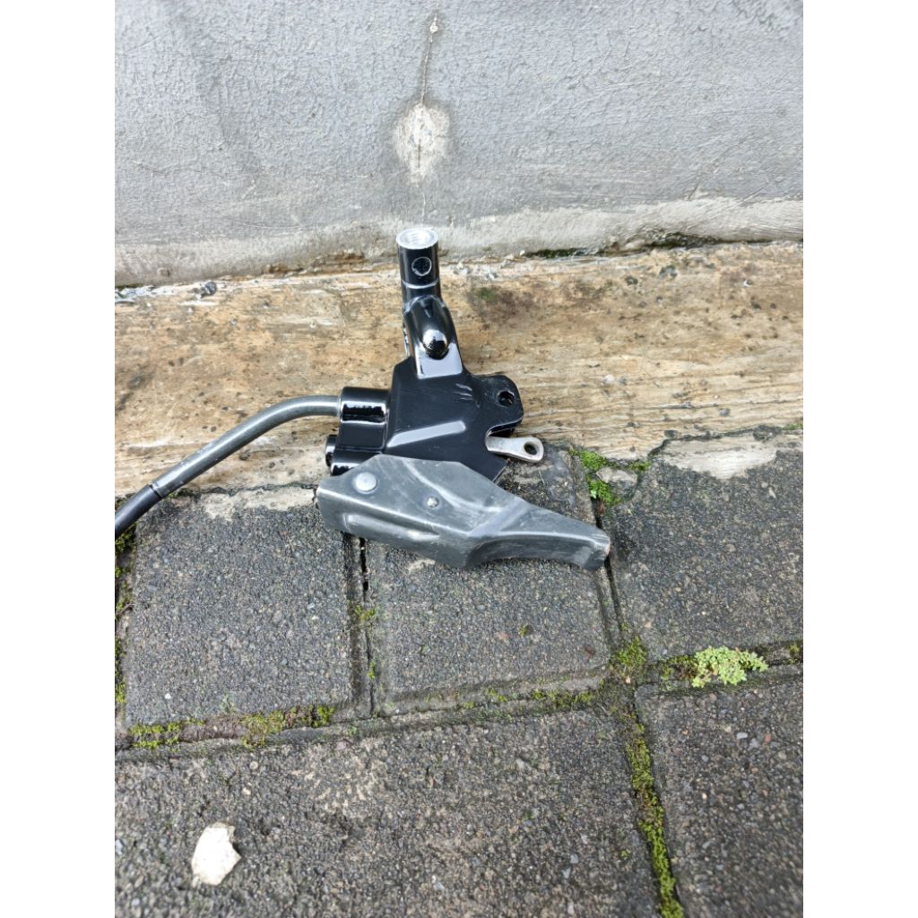 Dudukan handle rem kiri honda Beat street original copotan
