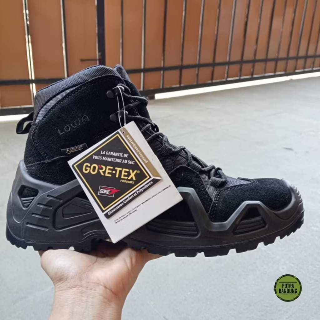Sepatu Tactical Outdoor Lowa 6 Inch Hitam black