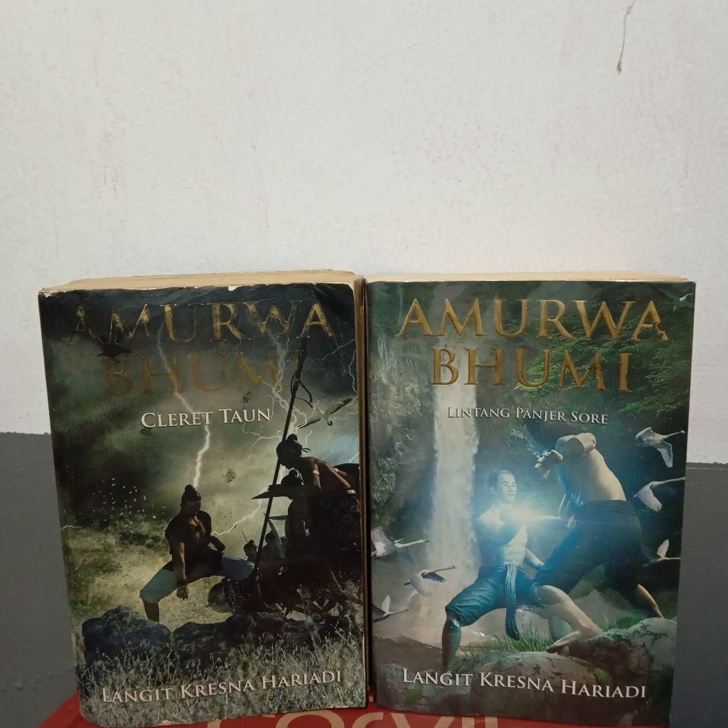 paket amurwa bhumi jilid 1 dan 2 - Langit Kresna Hariadi